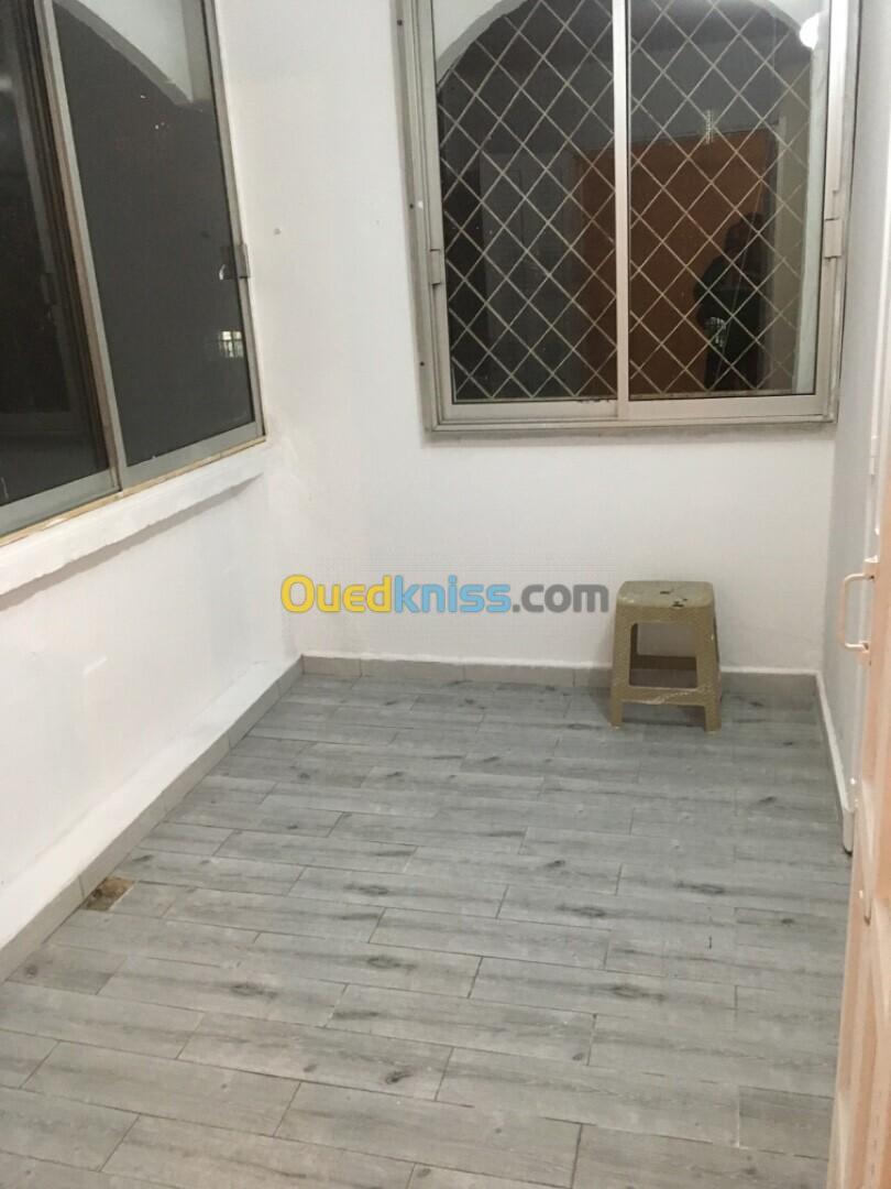 Location Appartement F3 Alger Kouba