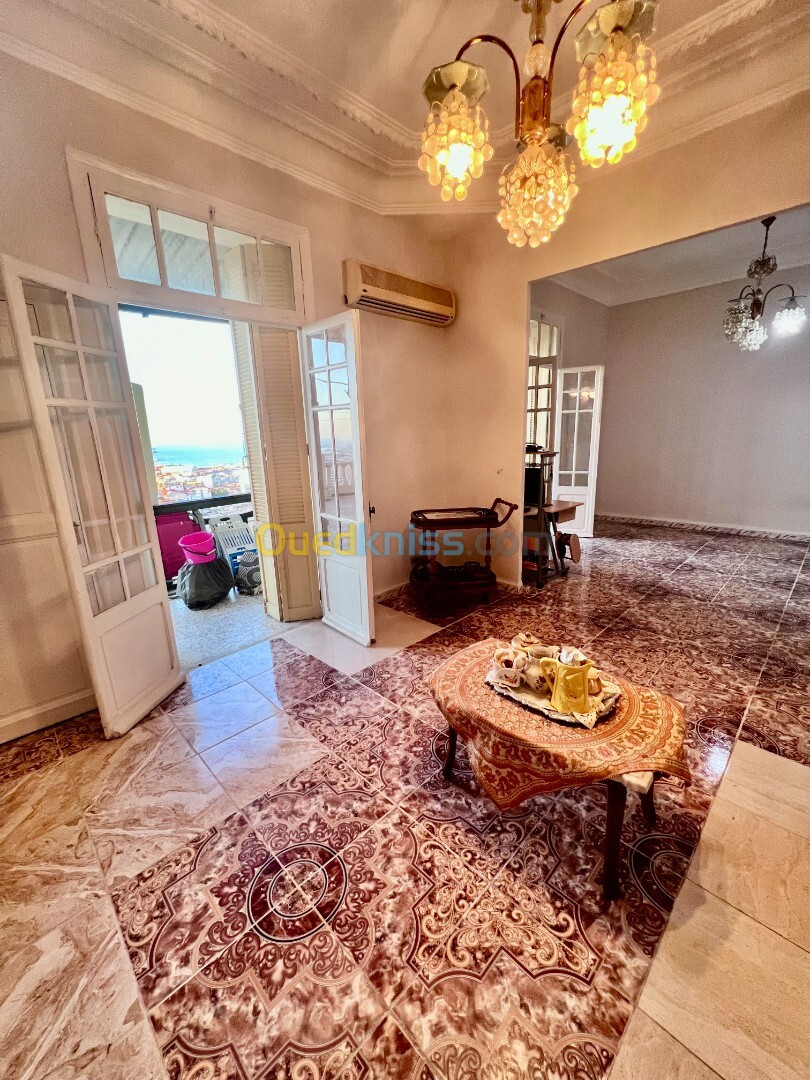 Location Appartement F4 Alger El mouradia