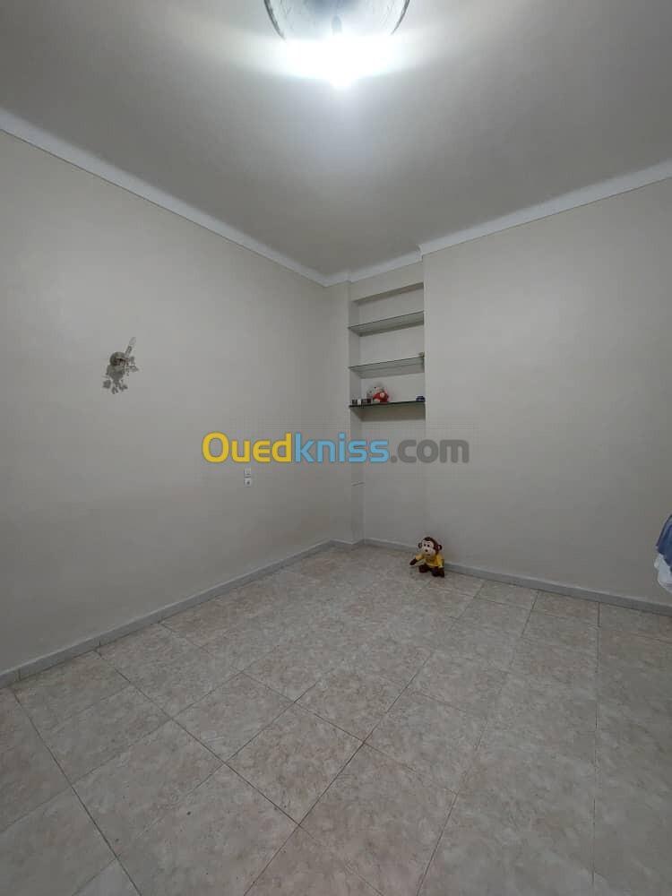 Location Appartement F03 Alger El mouradia