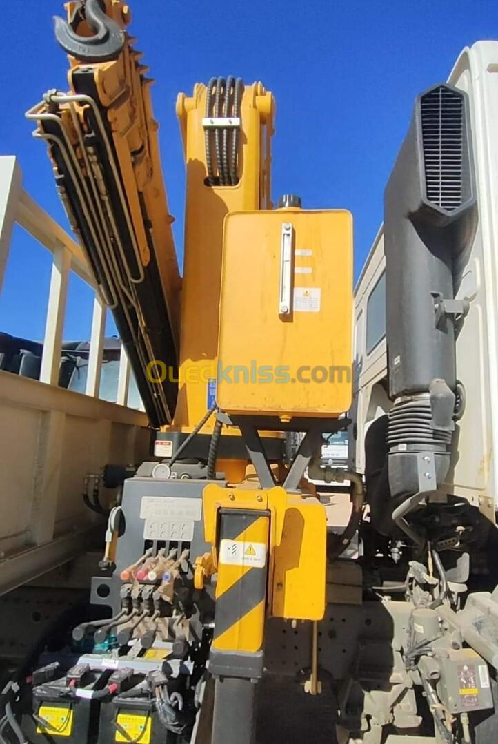 Howo Howo 4*2 grue 8tonnes xcmg 2024