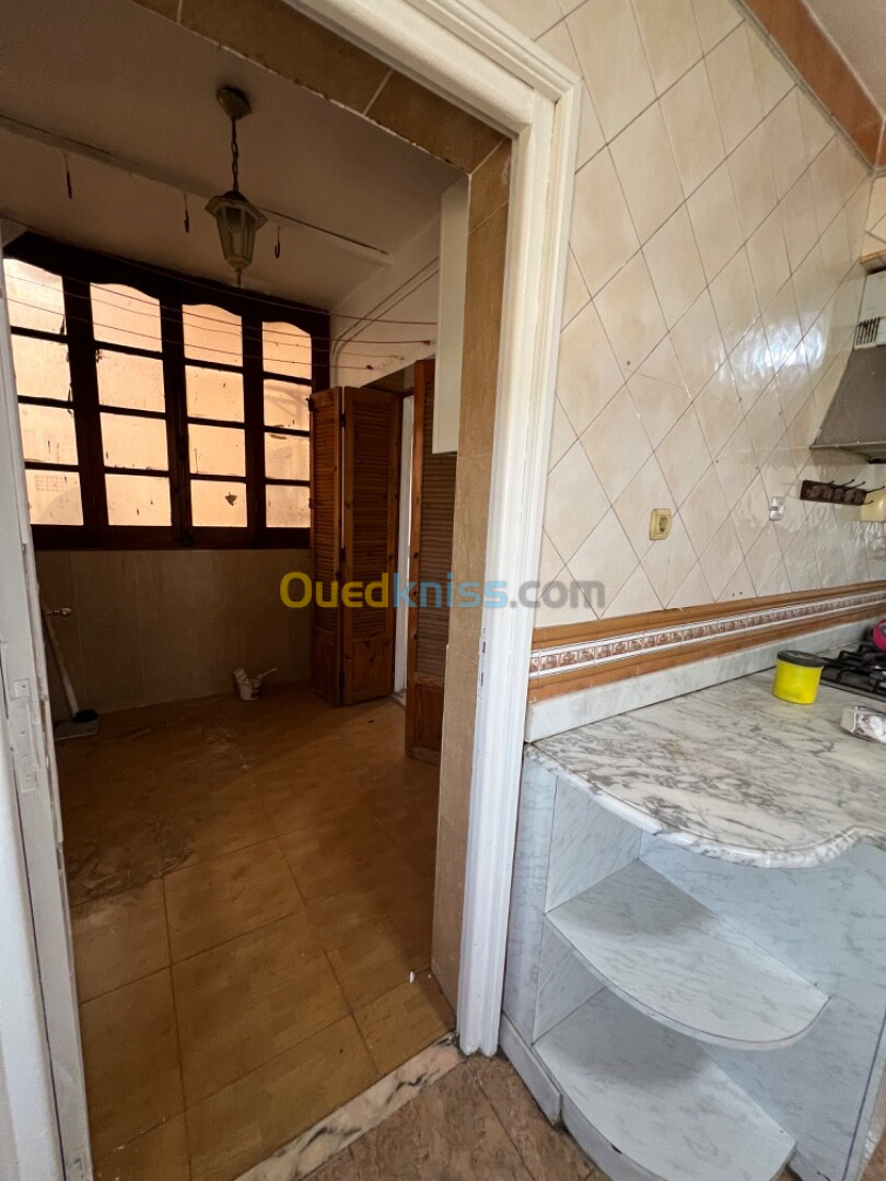 Location Appartement F4 Alger El achour