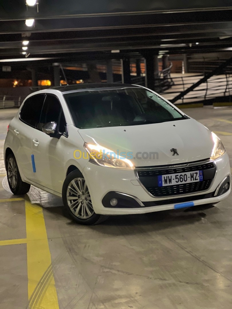 Peugeot 208 2018 Allure Facelift