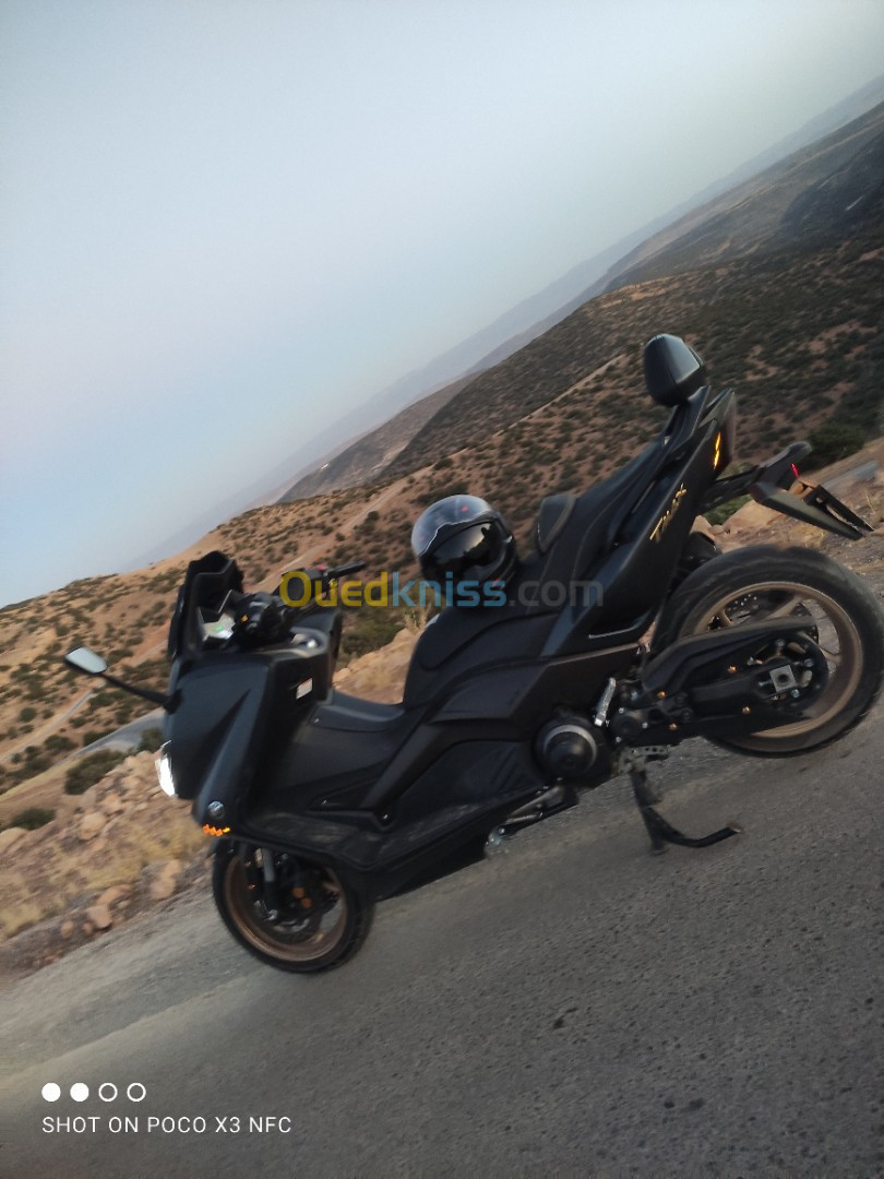 Yamaha Tmax iron 2 2015