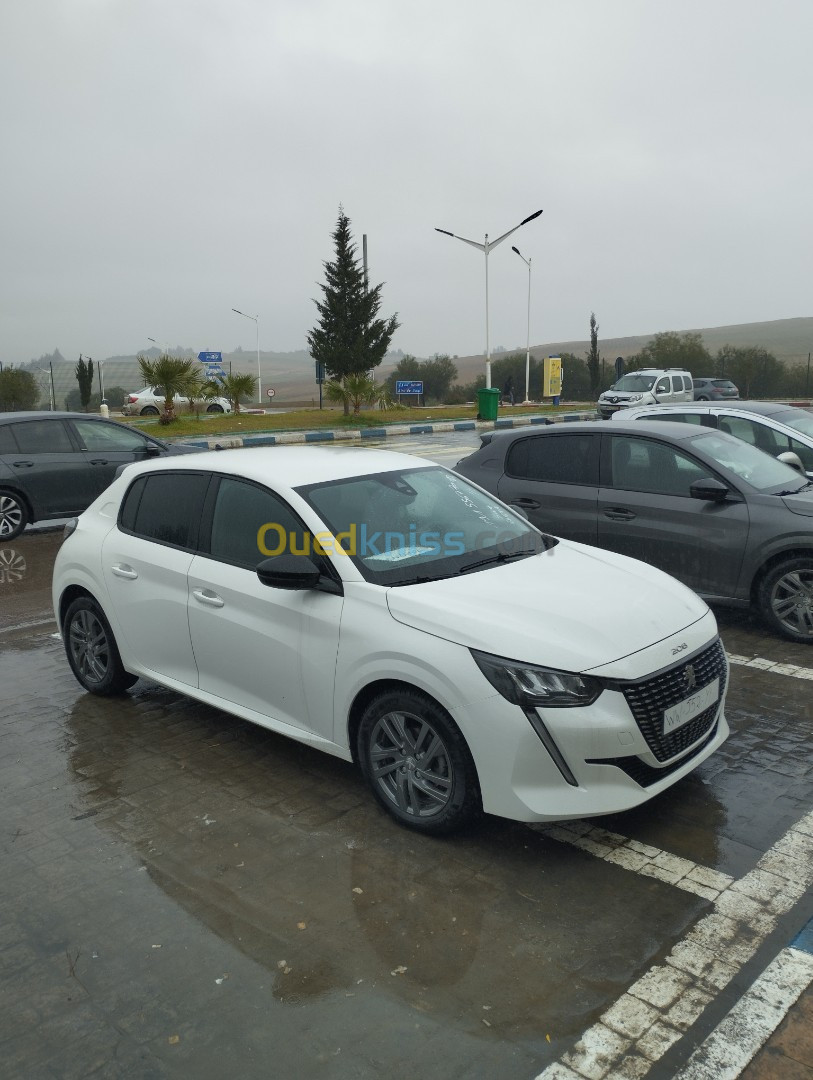 Peugeot 208 2022 Allure Facelift