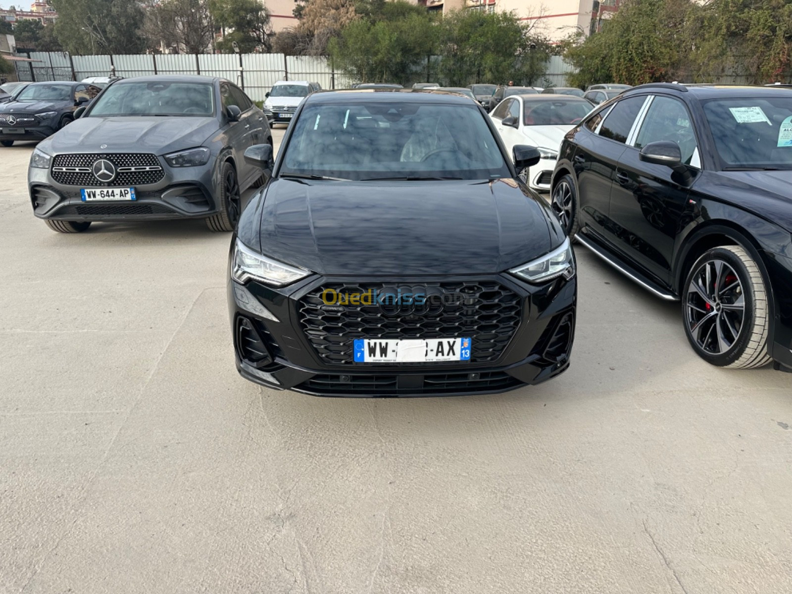 Audi Q3 2024 S LINE BLACK BLACK
