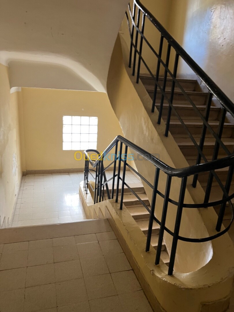 Vente Appartement F3 Alger Hydra