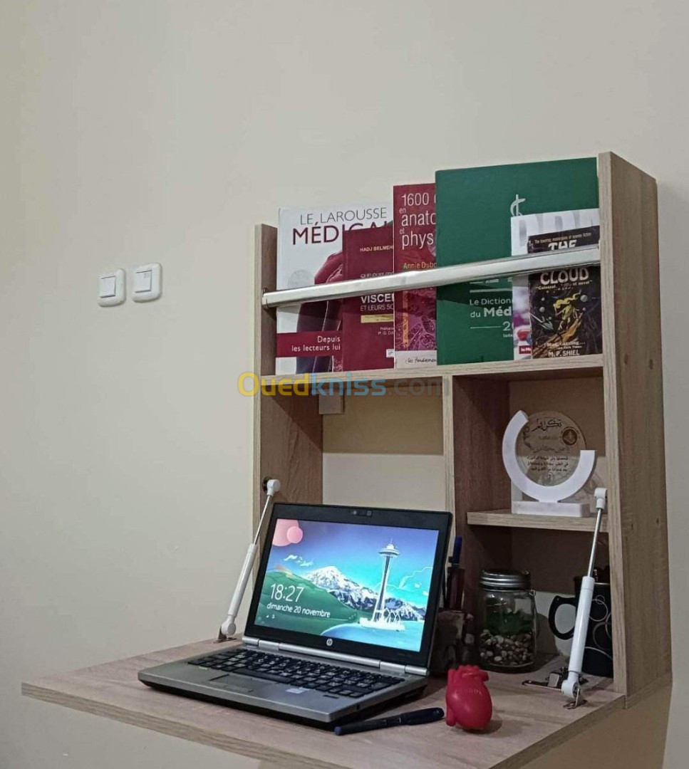 Bureau pliable مكتب قابل لطي 