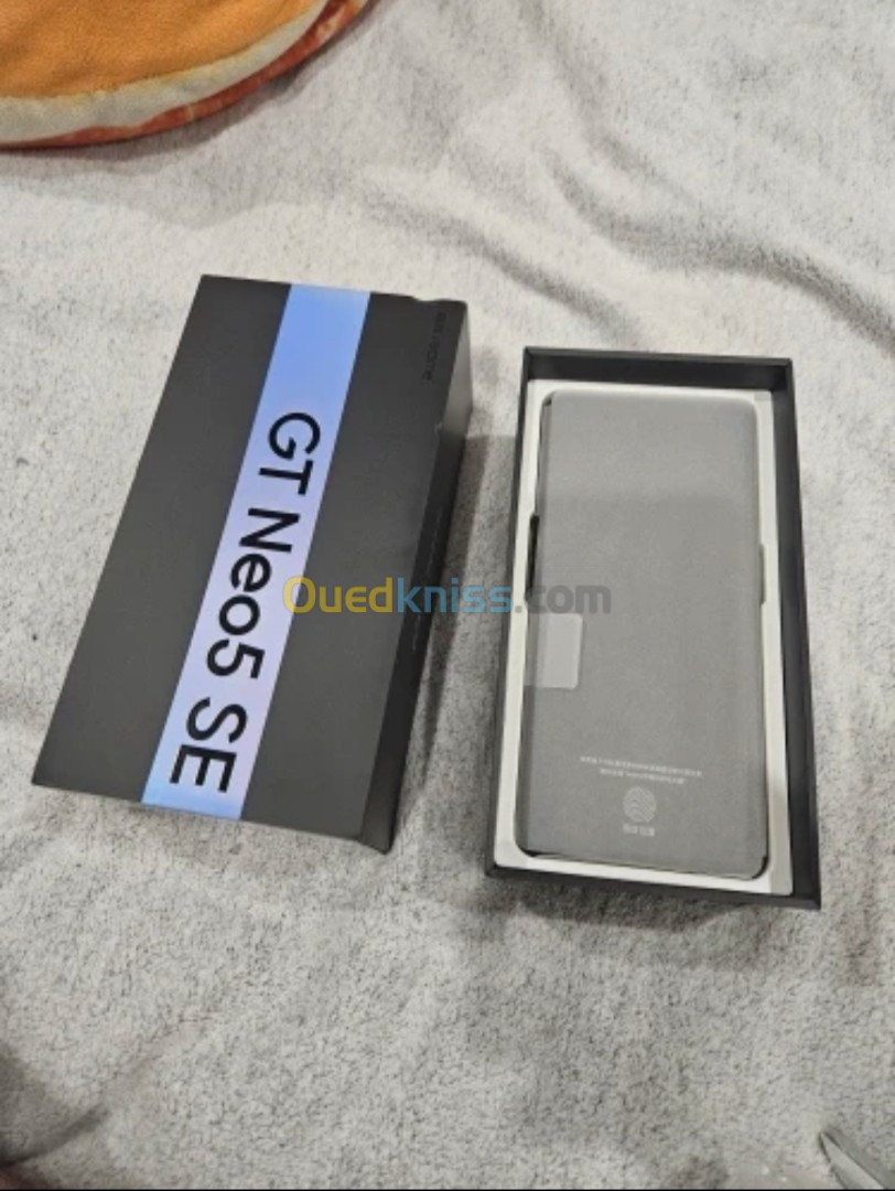 Realme Realme gt neo 5 SE