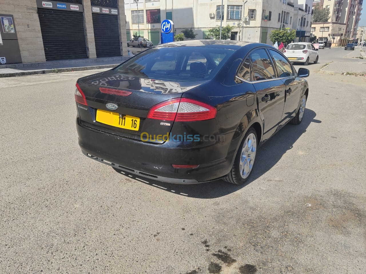 Ford Mondeo 2011 Convers+