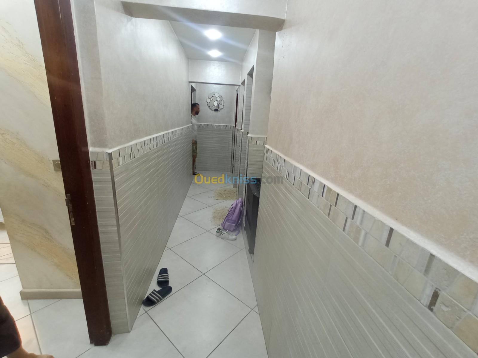 Vente Appartement F3 Alger Les eucalyptus