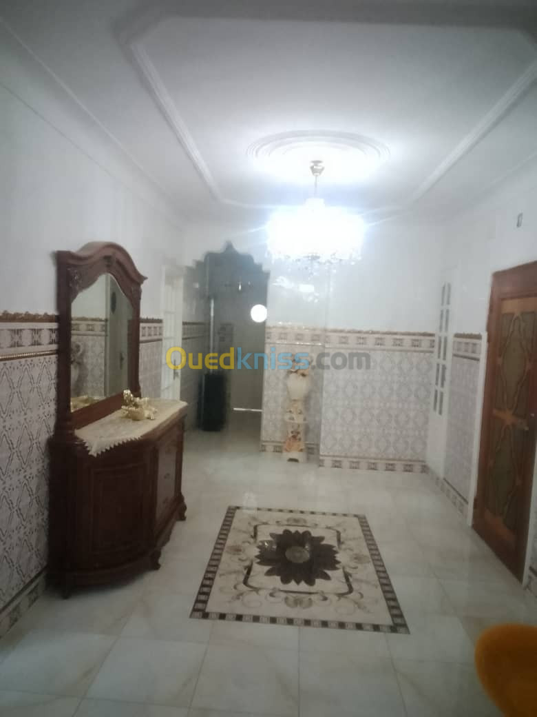 Vente Appartement F5 Mostaganem Mostaganem