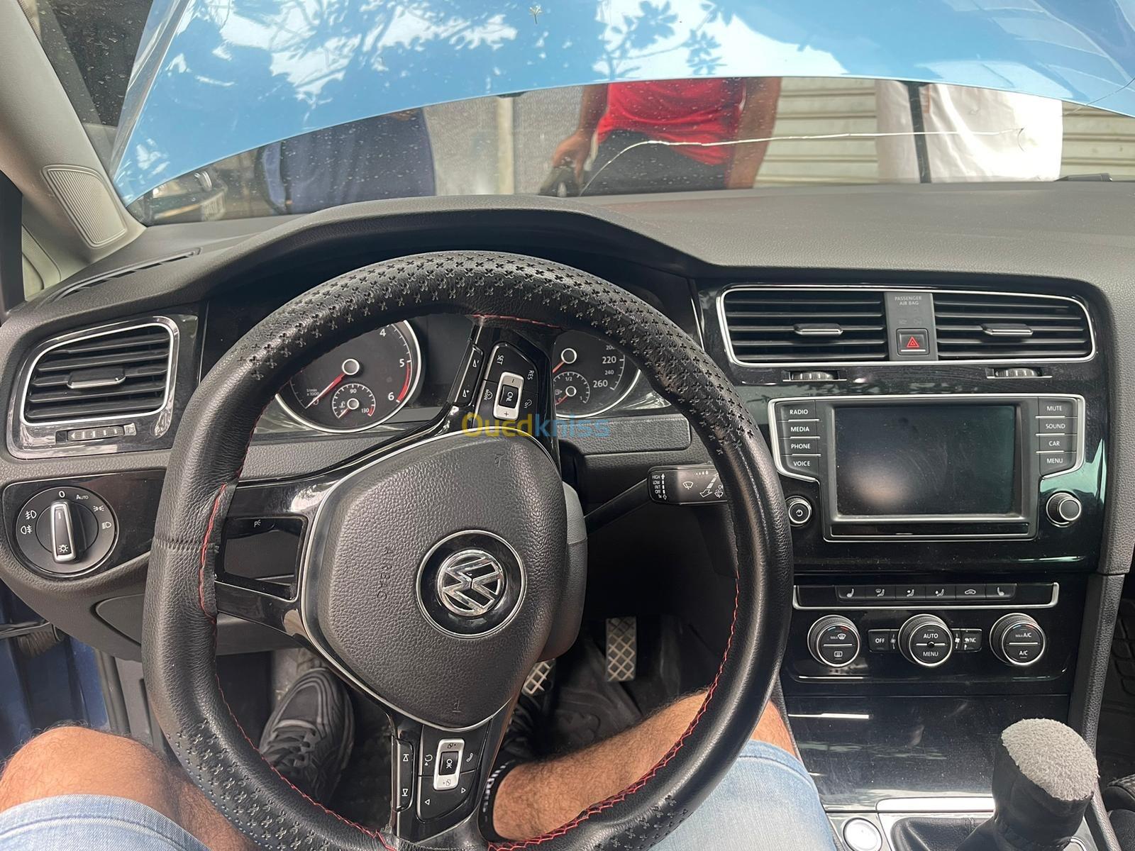 Volkswagen Golf 7 2017 Carat +