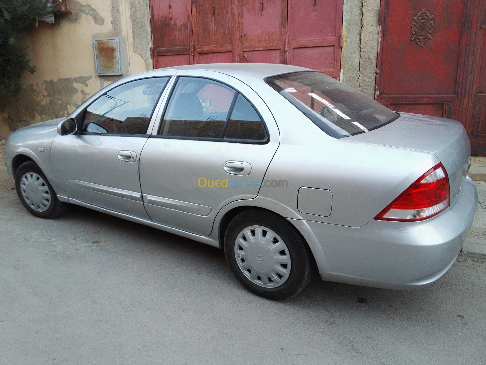 Nissan Sunny 2011 Sunny