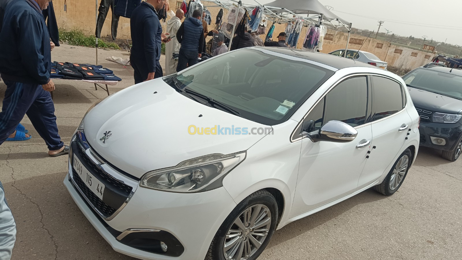 Peugeot 208 2015 Allure Facelift