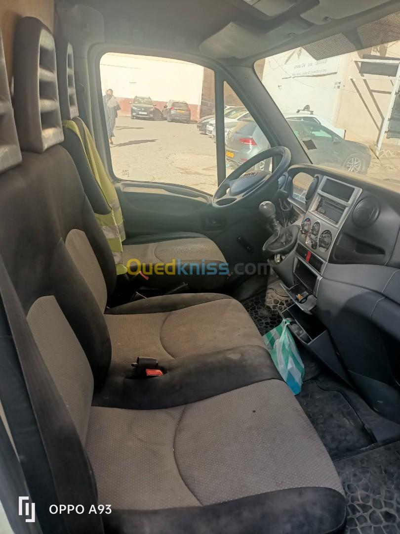 Iveco 35c15 2012