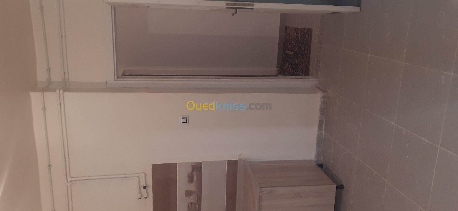 Echange Appartement F4 Blida Bouarfa