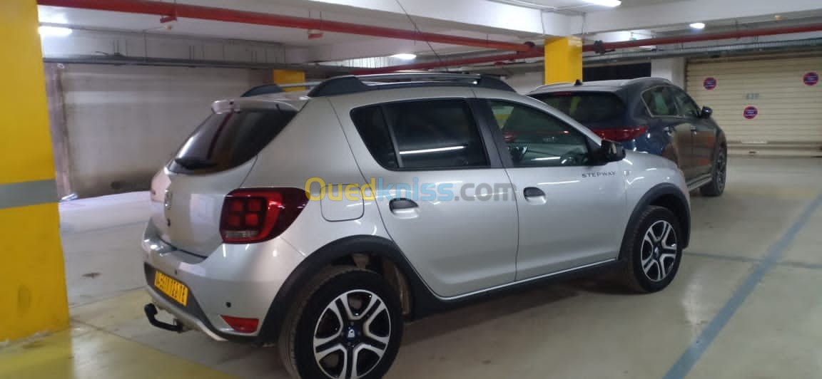 Dacia Stepway 2022 Edition blue