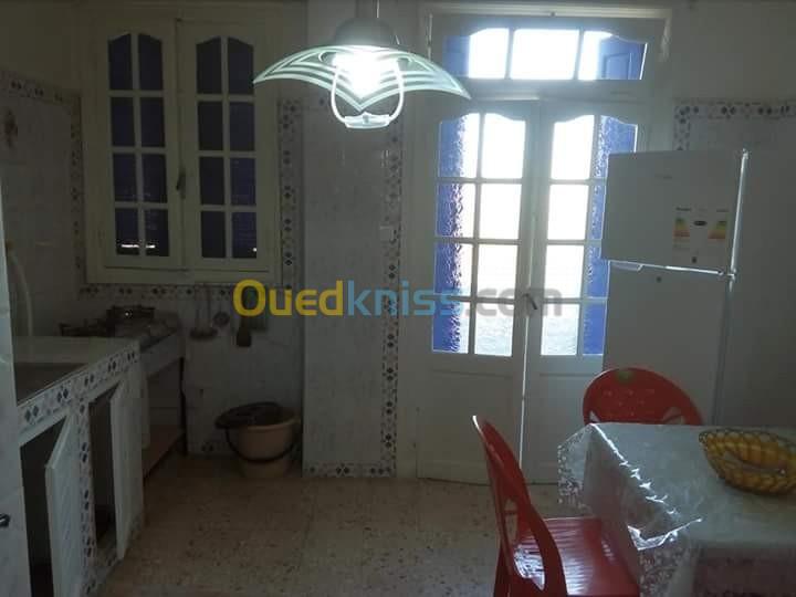 Location vacances Appartement F3 Jijel Taher