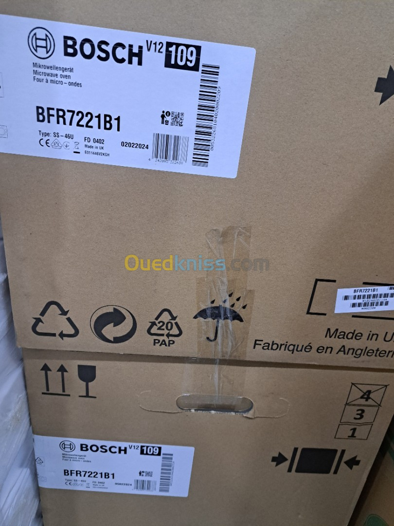 MICRO-ONDE BOSCH SÉRIE 8 ENCASTRABLE 21L 