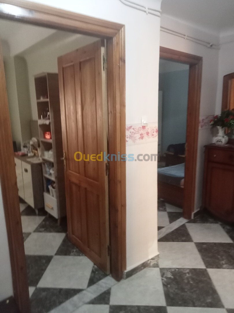 Vente Appartement F3 Tiaret Tiaret