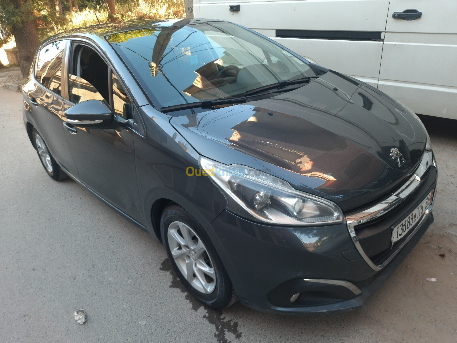 Peugeot 208 2015 Allure