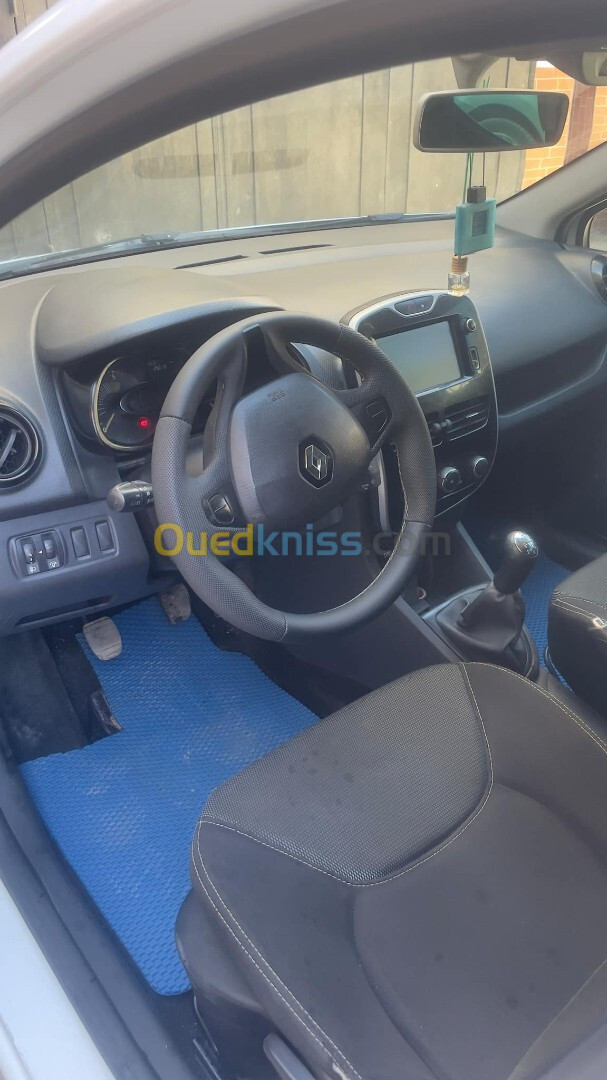 Renault Clio 4 2013 Limited