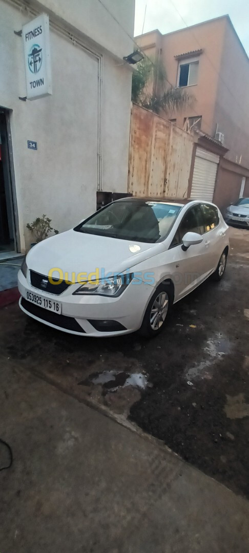 Seat Ibiza 2015 Fully +Toit ouvrant