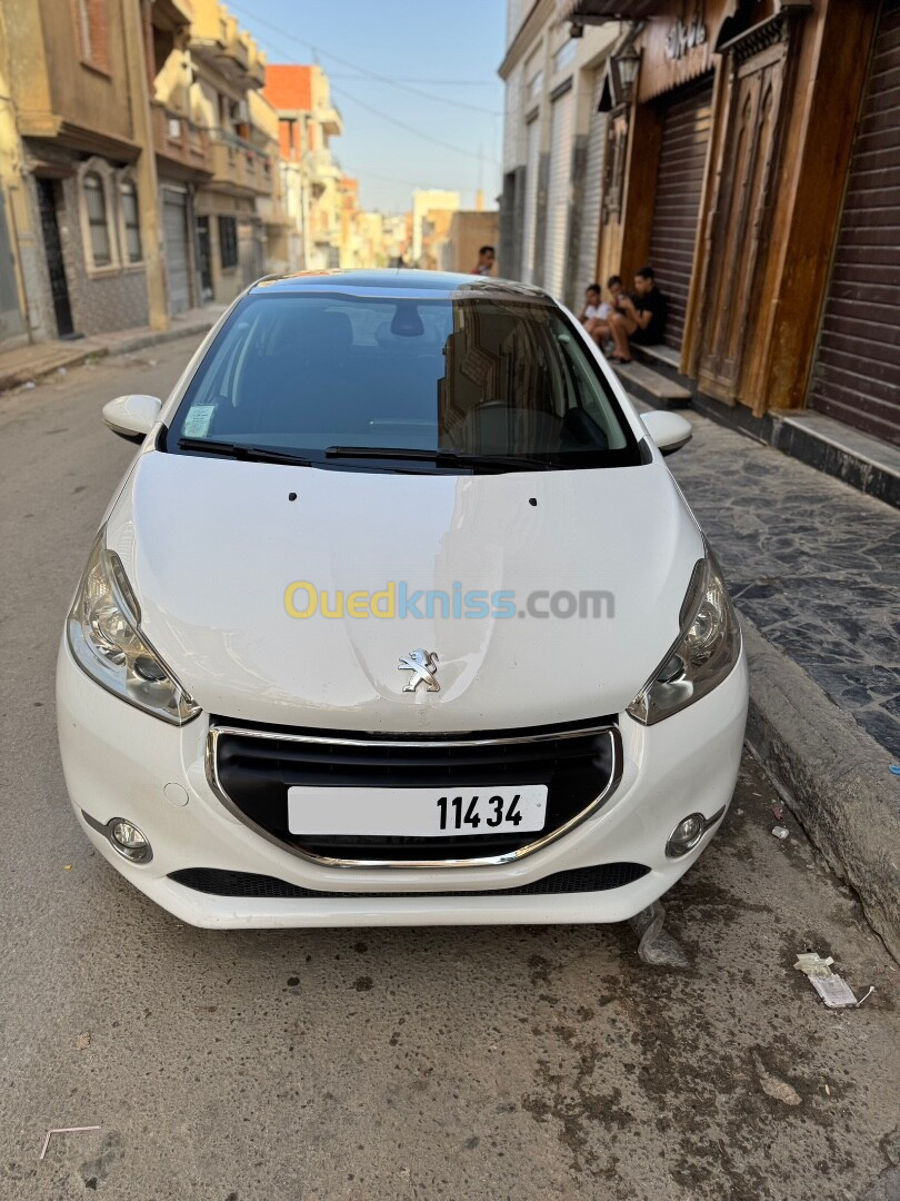 Peugeot 208 2014 Allure