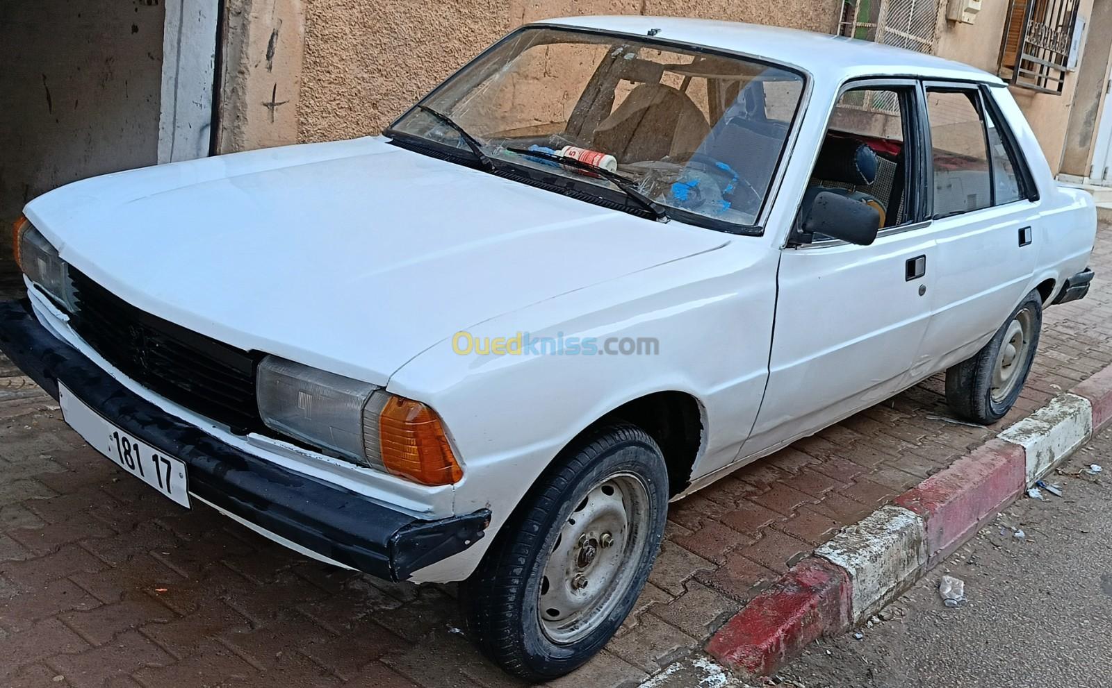 Peugeot 305 1981 305