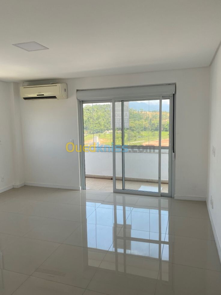 Vente Appartement F3 Alger Bordj el bahri