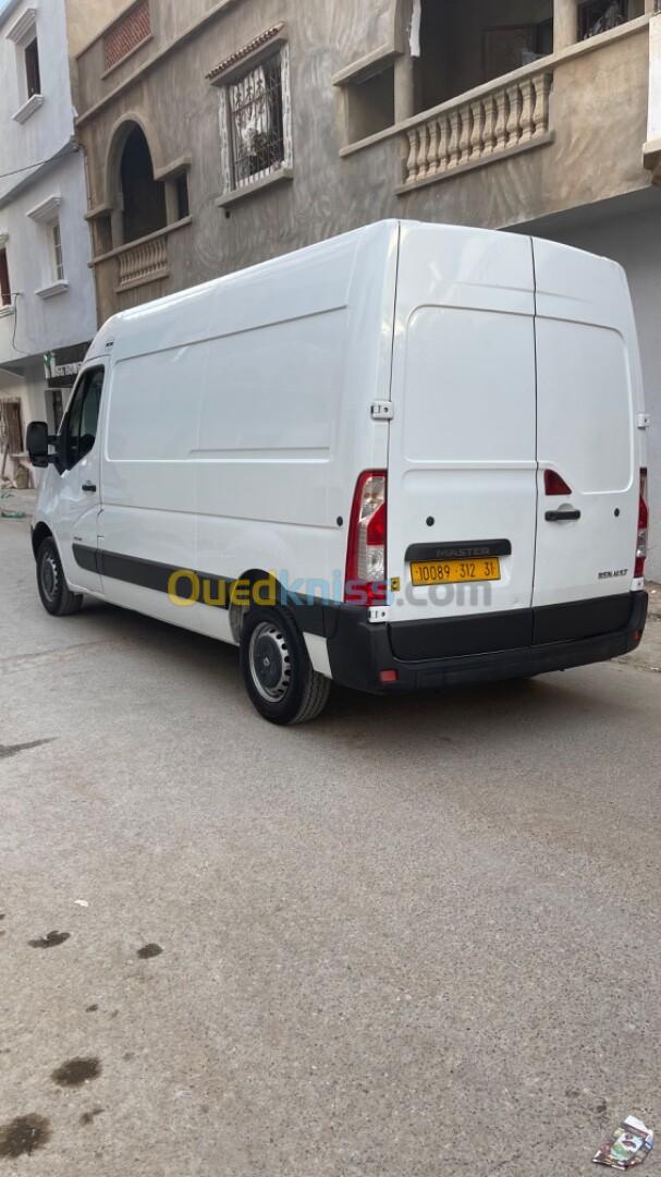 Renault Master 2012