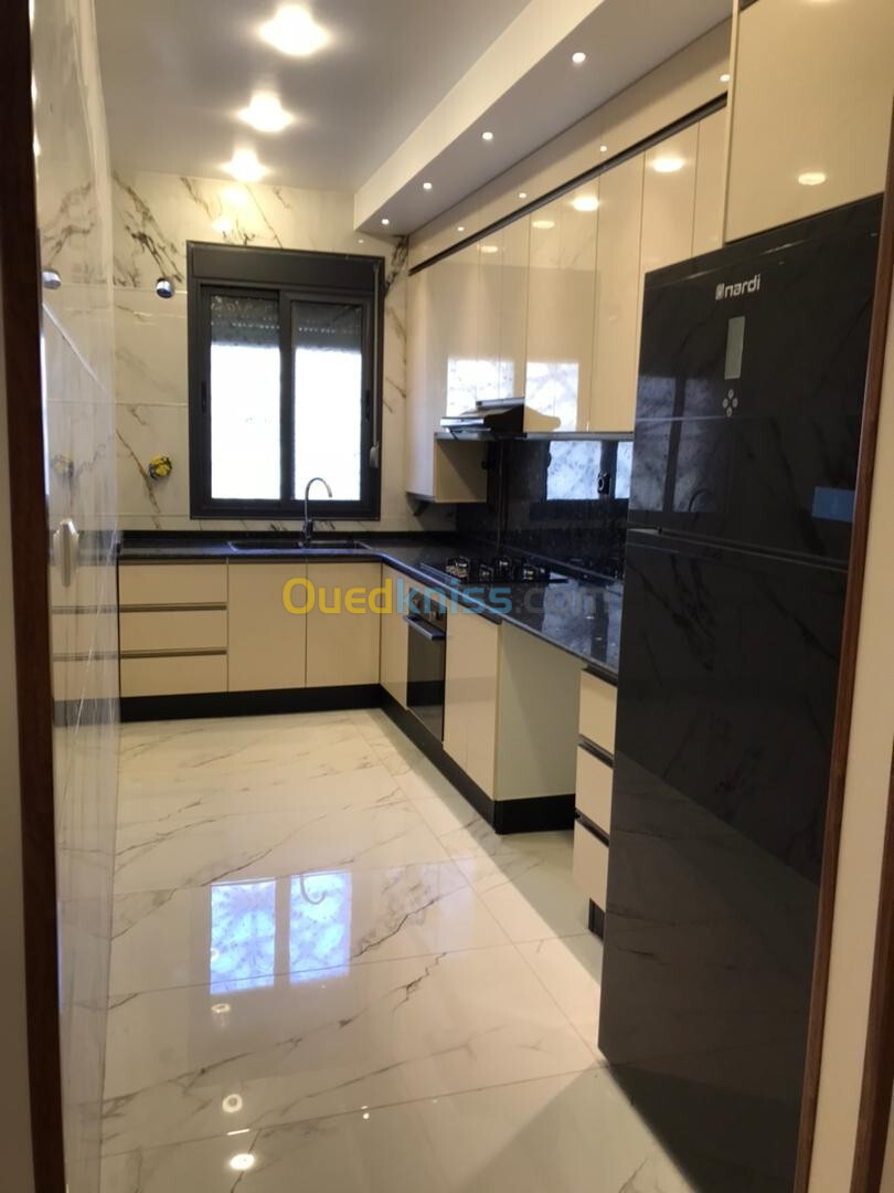 Vente Appartement F3 Alger Bordj el bahri