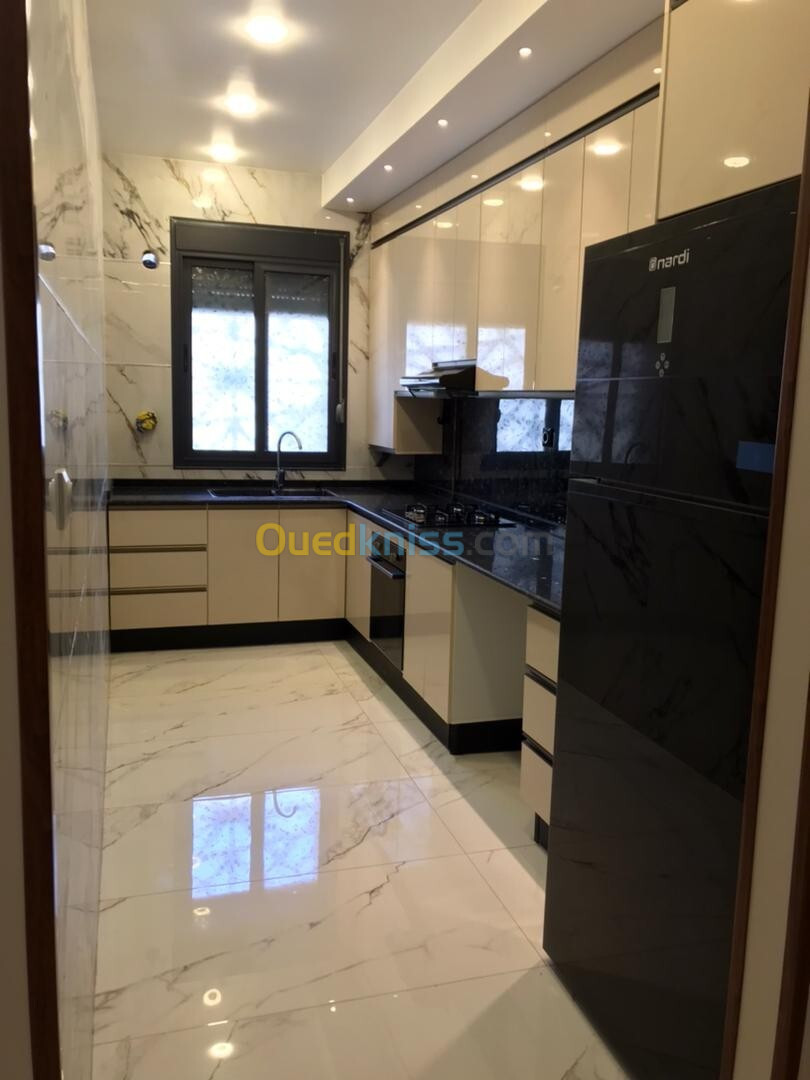 Vente Appartement Alger Bordj el bahri