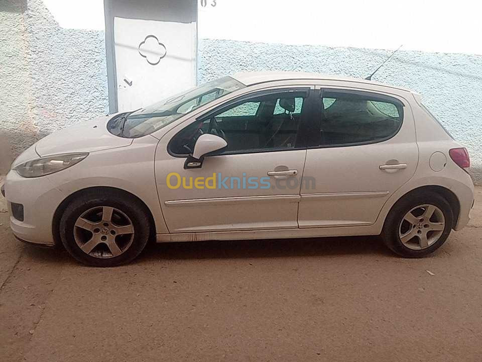 Peugeot 207 2013 207