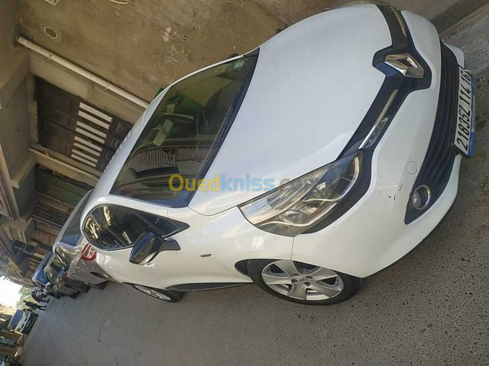 Renault Clio 4 2014 Limited