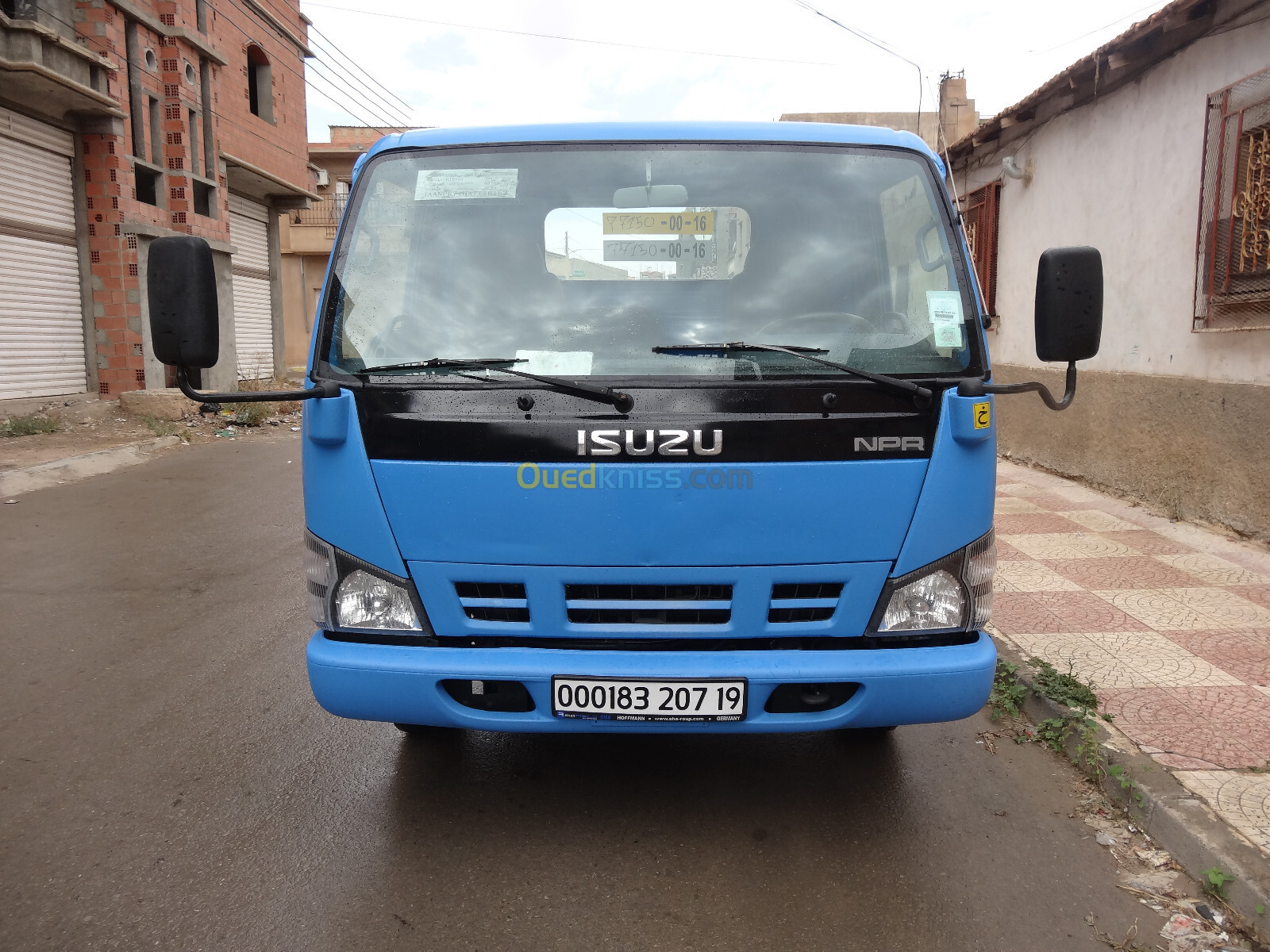 Isuzu NPR 2007