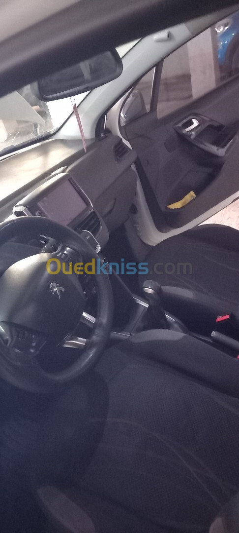 Peugeot 208 2013 hdi