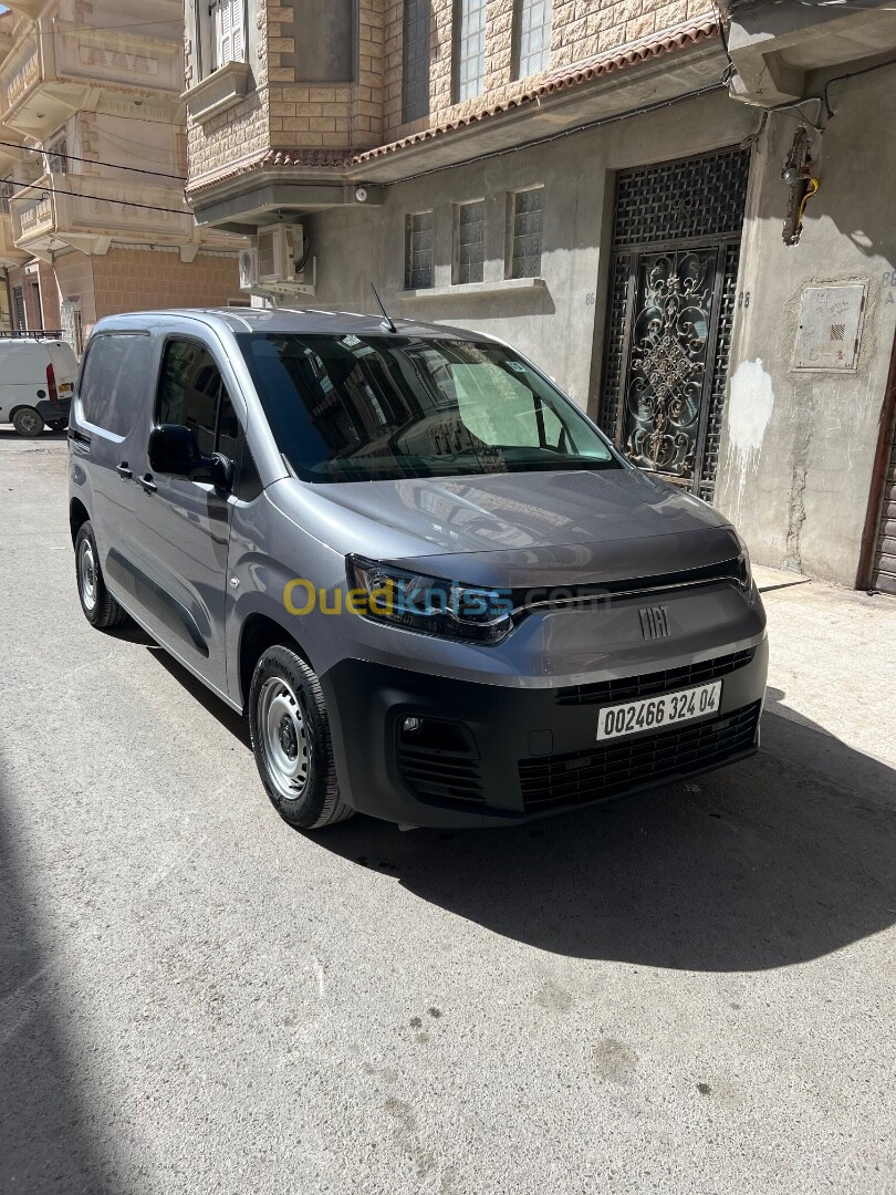 Fiat Doblo italie🇮🇹🇮🇹 2024 Tôle