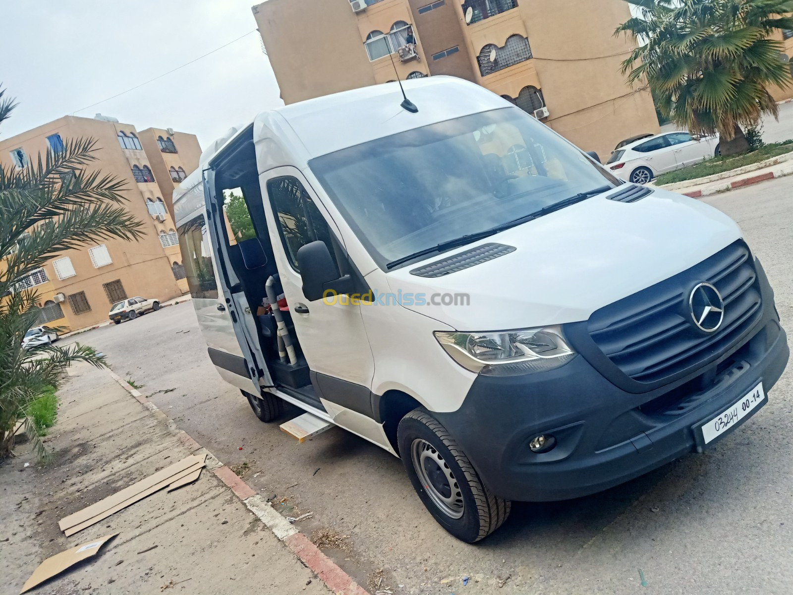 Mercedes Benz SPRINTER 14+1 2024