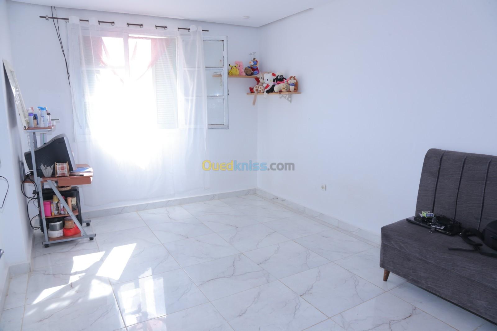 Vente Appartement F3 Oran Hassi ben okba