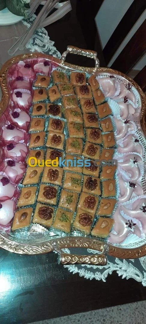 مساعدة لطبخ الحلويات تقليدية Gateaux traditionnels