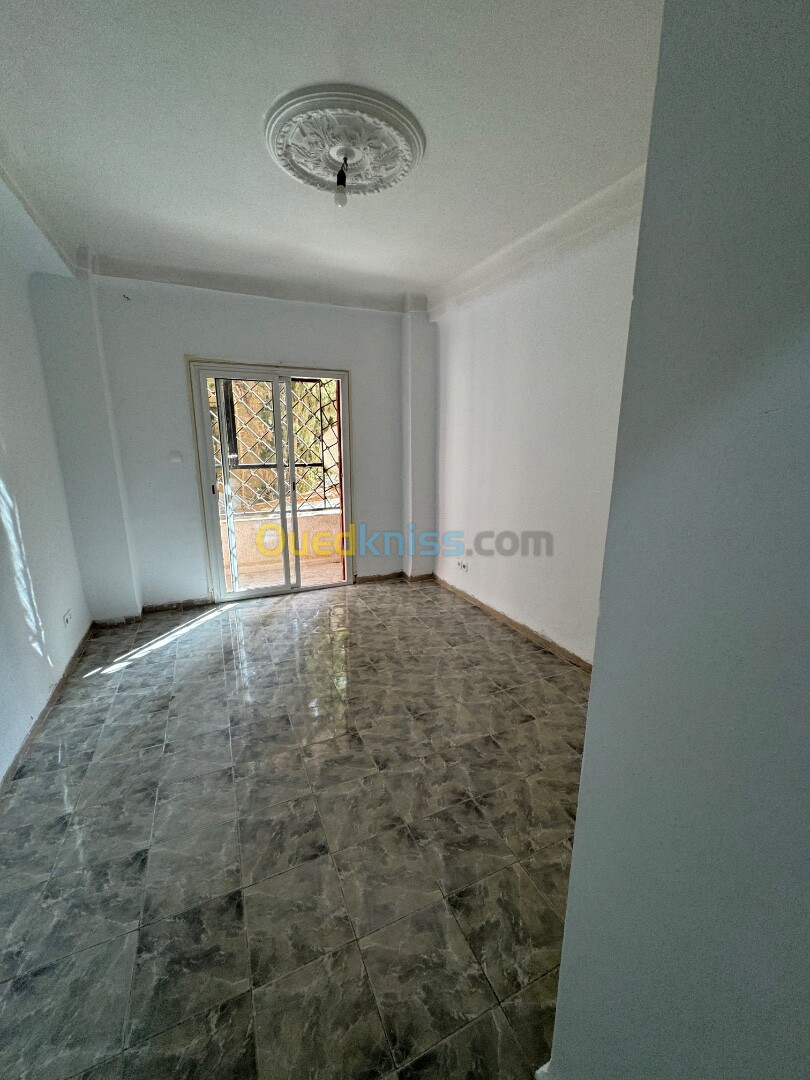 Vente Appartement F3 Alger Dely brahim