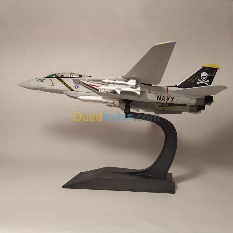 Avion F-14A TOMCAT U.S. NAVY  VF -84 "JOLLY ROGERS" Hachette Collections 1:100 + Fascicule