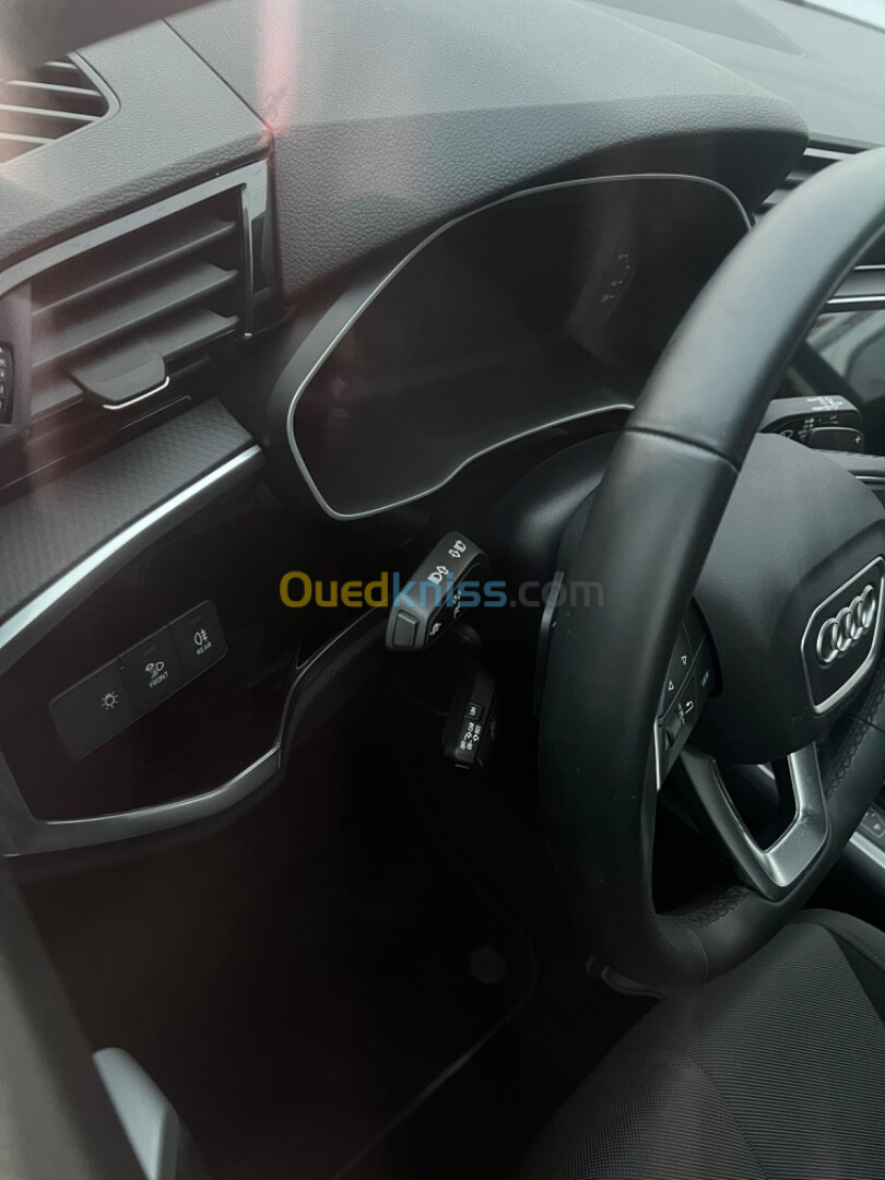 Audi Q3 2021 