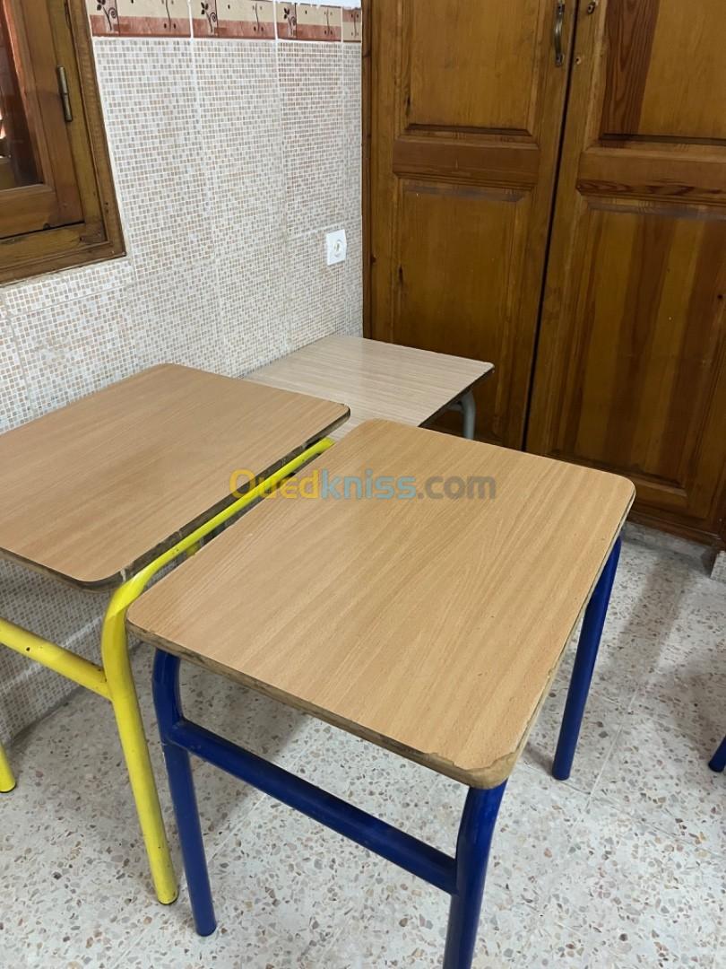 كراسي و طاولات للمدارس و الروضات Des tables pour les écoles et les crache 