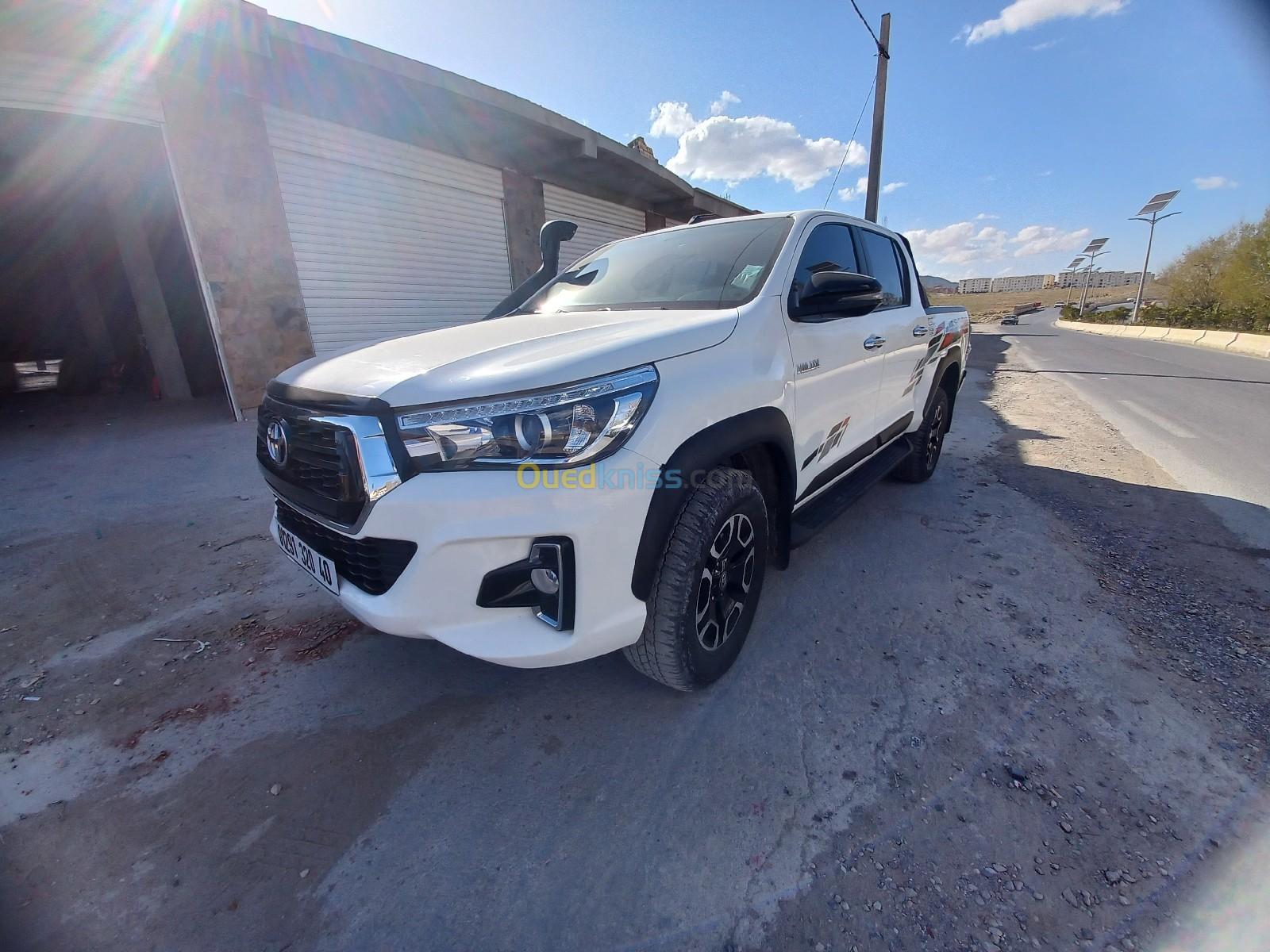 Toyota Hilux 2020 