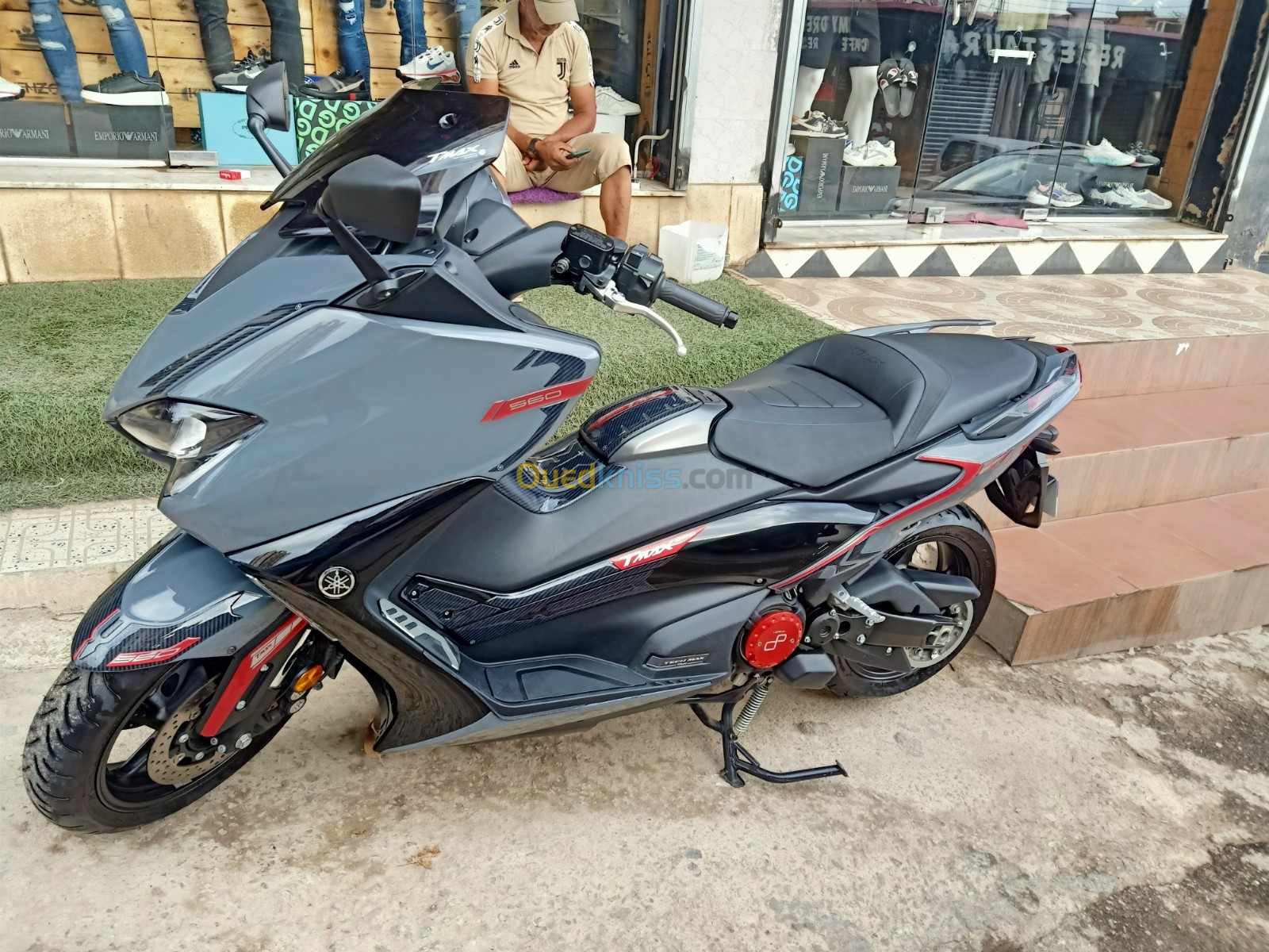 Yamaha T max 2022