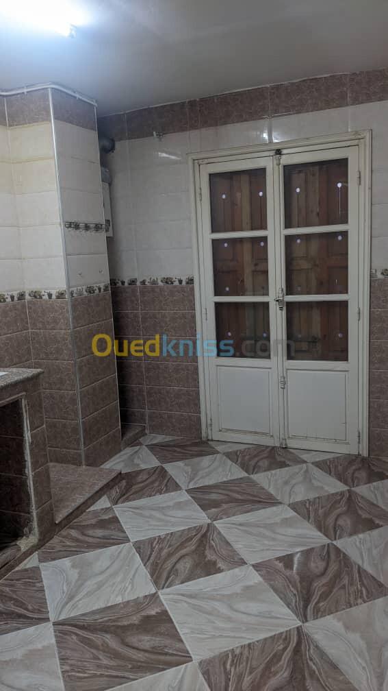 Location Appartement F4 Alger Ain naadja