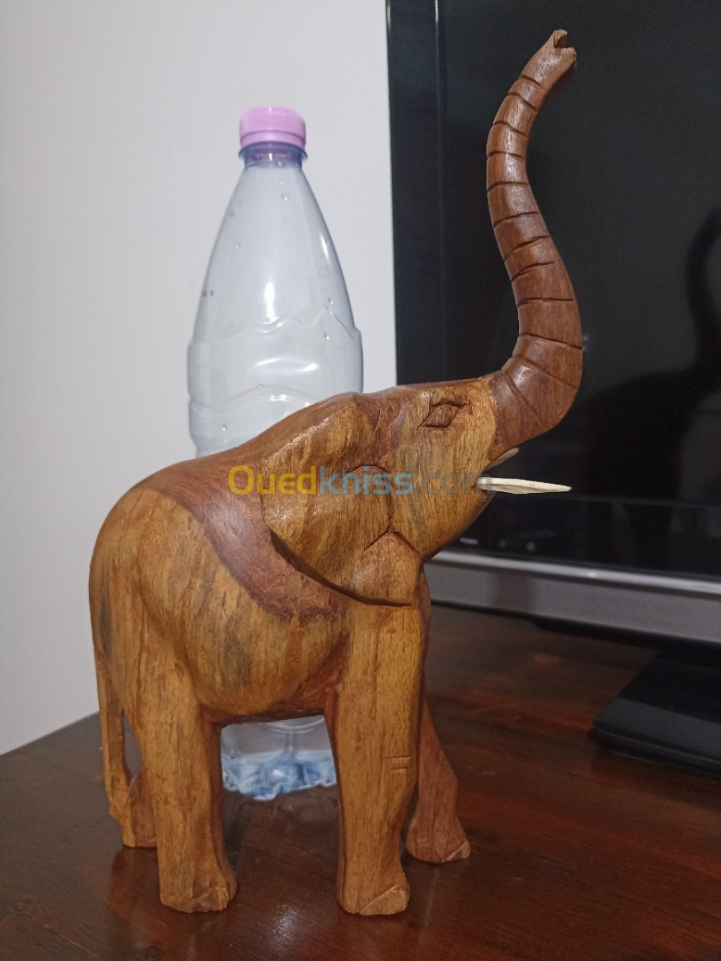 Elephant en bois ebene afrique