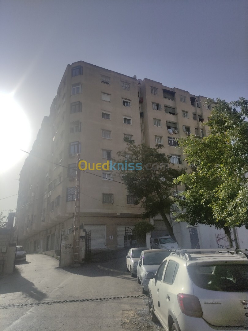 Location Appartement F05 Alger Hussein dey